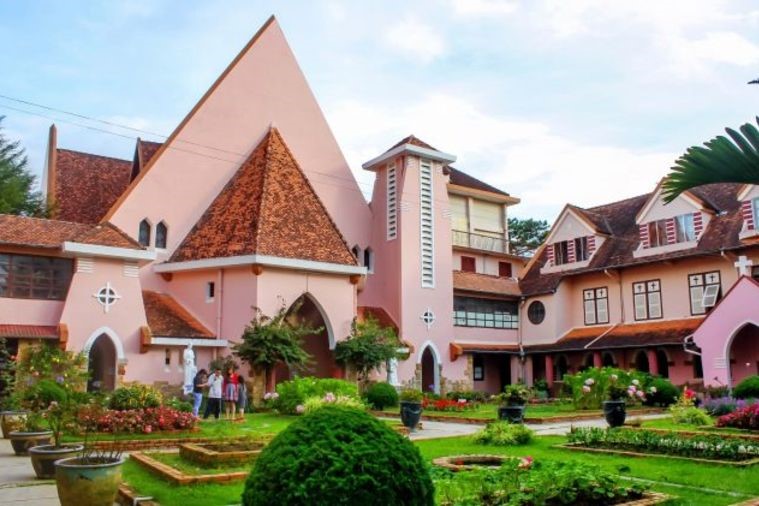 Nhà Thờ Domaine De Marie - Đà Lạt